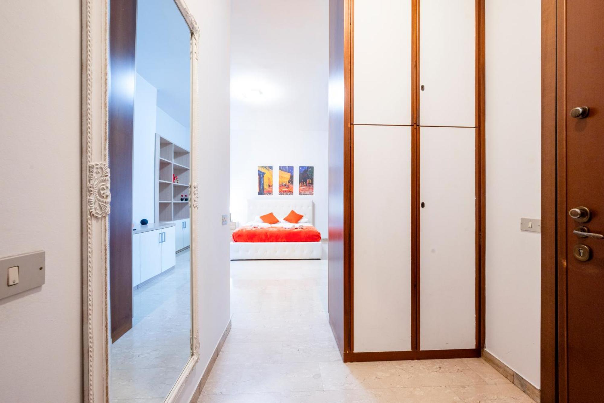 Moncler House Navigli Apartment มิลาน ภายนอก รูปภาพ